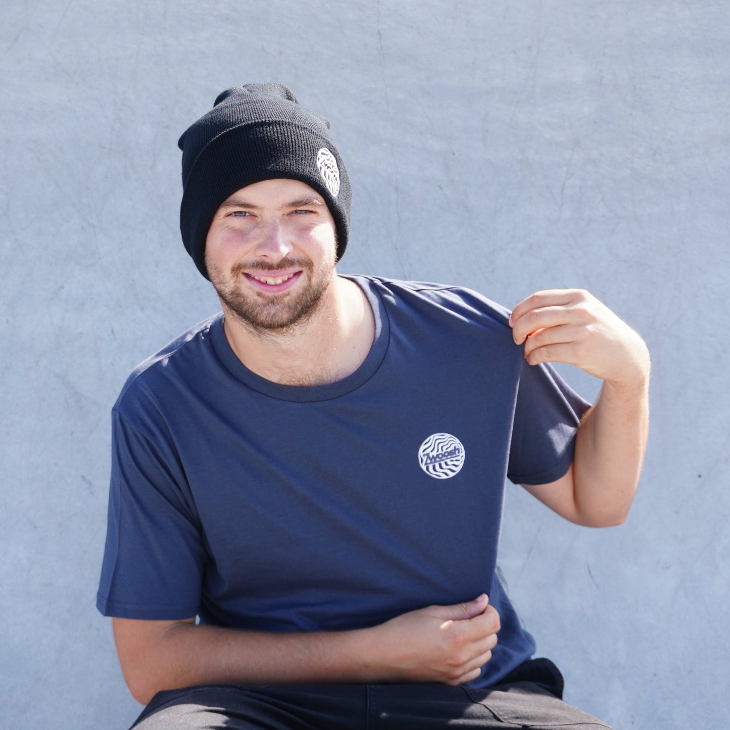 Zwoosh Embroidered Spiral T-shirt Ink